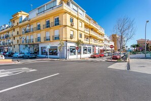 Exterior - Penthouse in the center of La Cala and a step away from Playa! (La Cala de Mijas)