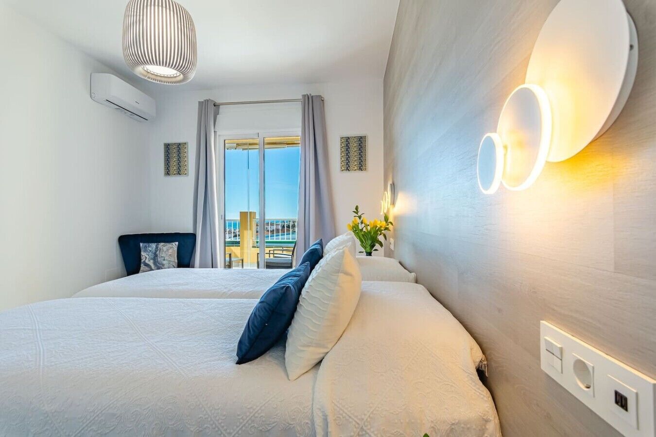 Iron/ironing board, free WiFi, bed sheets, wheelchair access