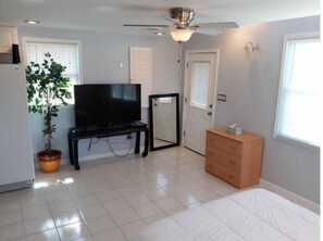 1 Schlafzimmer, Bügeleisen/Bügelbrett, kostenloses WLAN, Bettwäsche