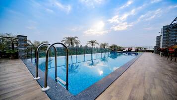 Rooftop pool