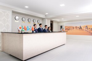 Reception - Michelin Hotel (Tashkent)