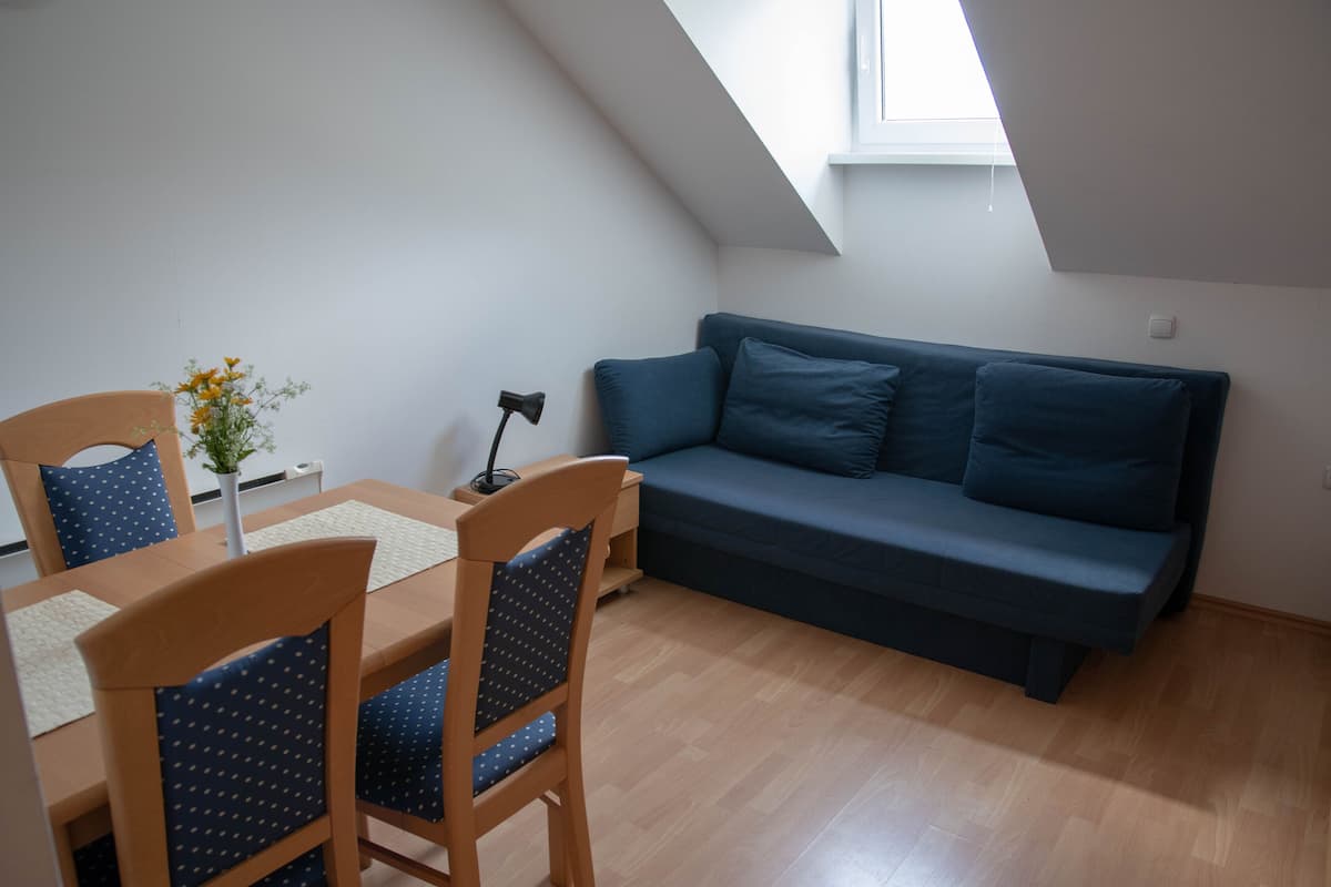 Economy Apartment, Mountain View | 2 bedrooms, laptop workspace, free cribs/infant beds, free WiFi