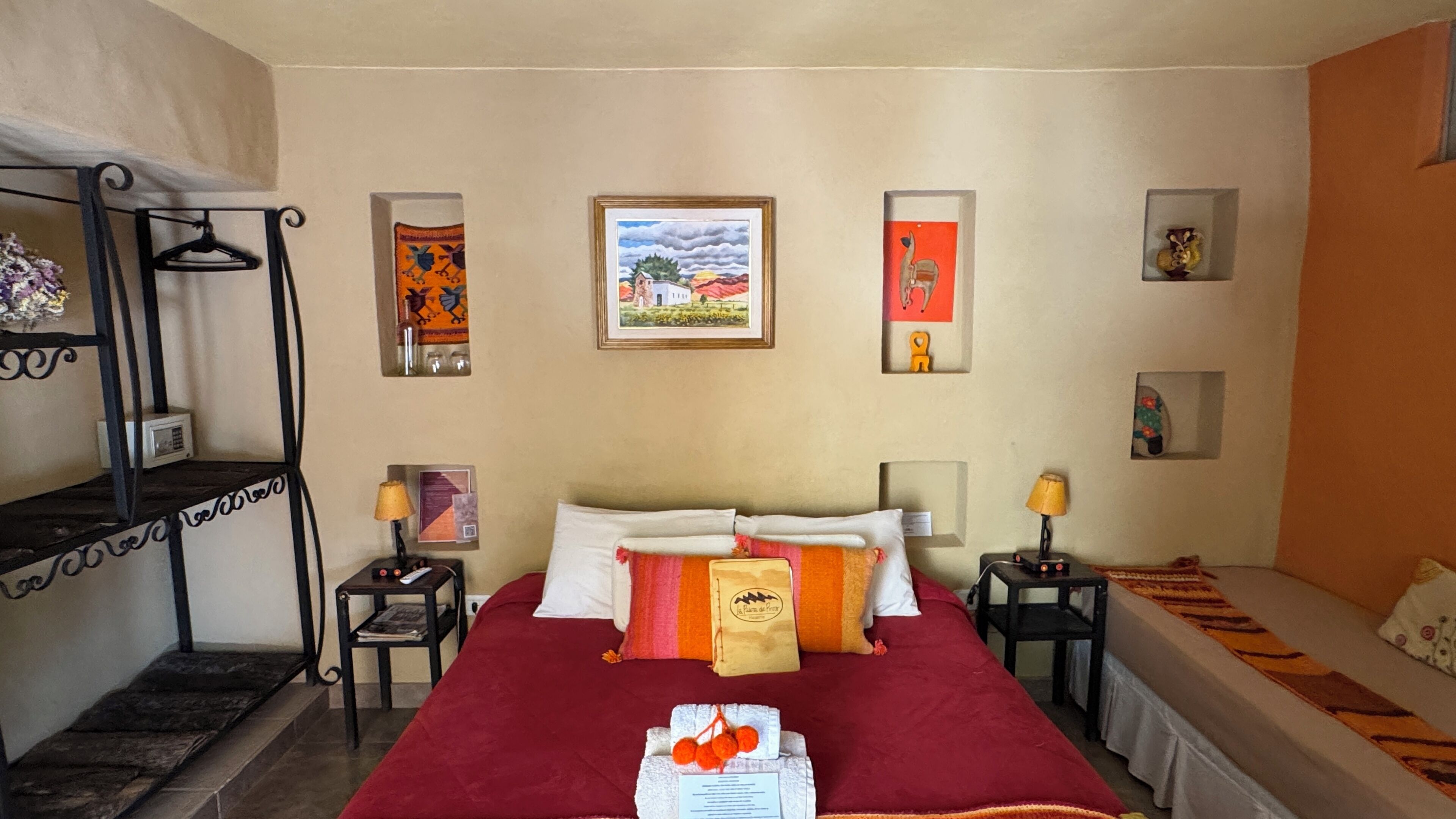 Comfort Double or Twin Room (Naranja)