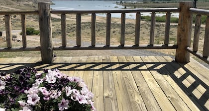 Custom Log Cabin with Breathtaking Views of Buffalo Bill Reservoir and Carter Mt