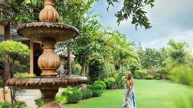 Garden - Hotel Narayana Palace (Narendranagar)