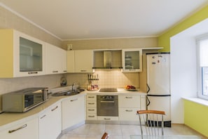 Comfort Apartment, 2 Bedrooms | Private kitchen | Electric kettle