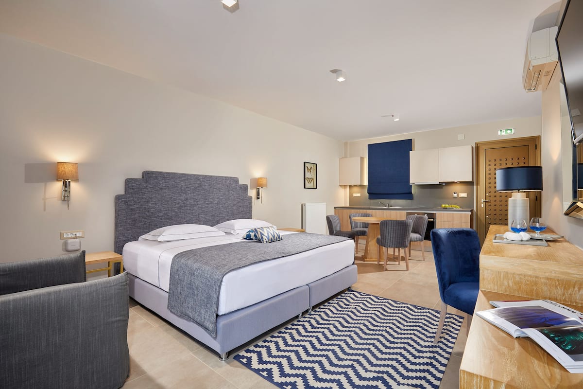 Chambre Junior Double ou avec lits jumeaux, vue montagne
