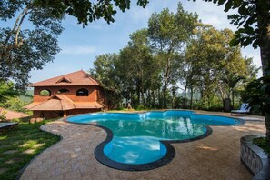 Indoor pool - Indeevara Retreat (A unit of Saroma Hill Resorts) (Vythiri)
