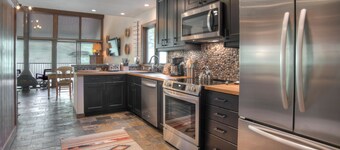 Mountain Meadows (#783) | Fireplace, Deck, Golf/AC/Pool/HotTub/Pickleball