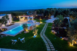 Outdoor pool - Tenuta Trullo Padronale - (Ostuni)