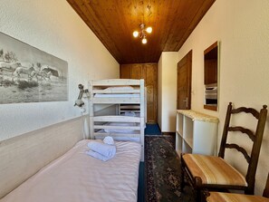 2 bedrooms, WiFi (free)