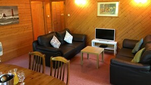 Alpehytte, 3 soverom | Oppholdsområde | TV