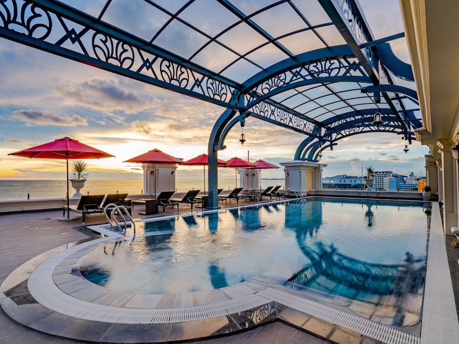 Outdoor pool, pool umbrellas, pool loungers