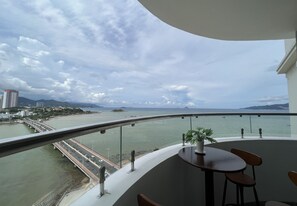 City Apartment, 4 Bedrooms, Balcony, Sea Facing | City view - P&L Apartment (Nha Trang)