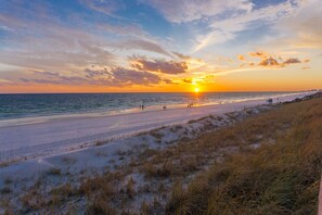 Am Strand, Liegestühle