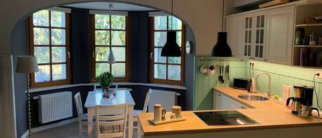 Căn hộ, quang cảnh vườn (incl. EUR 60 Cleaning fee) | Khu vực ăn uống tại phòng