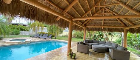 屋外プール、温水プール