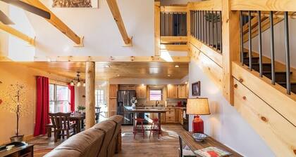 Just Built New Cabin In the Valley Year Round Access, The Barn Owl