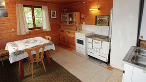 Unclassified image, 5 of 26, button - Quaint Apartment in Matrei in Osttirol With Mountain Views (Matrei in Osttirol)