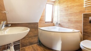 Apartment | Bathroom