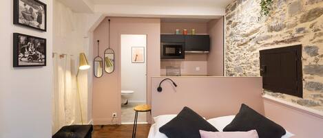 Wi-Fi gratuit, draps fournis