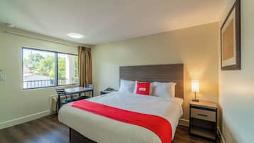 Desk, free WiFi, bed sheets