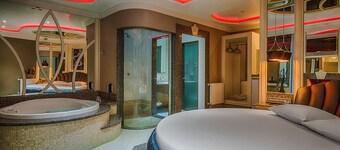 Ettus Motel