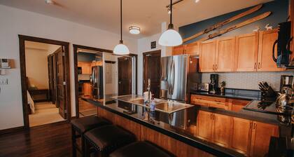 Luxury ski-in/ski-out condo with private hot tub and steam shower