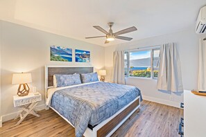 2 bedrooms, travel crib, WiFi, bed sheets - Amazing Ocean/Beach Front, Pool Side, Ground Floor Remodeled 2 Bdr 2 Bath Condo  (Kihei)