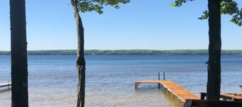 Lakefront, dog-friendly home with beach access, kayaks and firepit