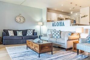 Smart-TV, DVD-Player, Bücher, Videothek