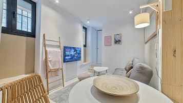 TV