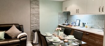 Richmond House by Staytor