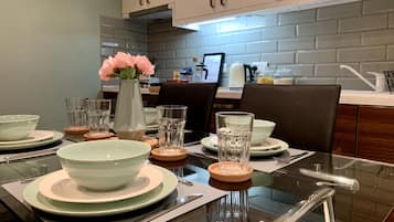 House, Private Bathroom | Restaurant