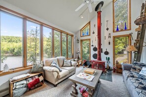 TV, fireplace, DVD player