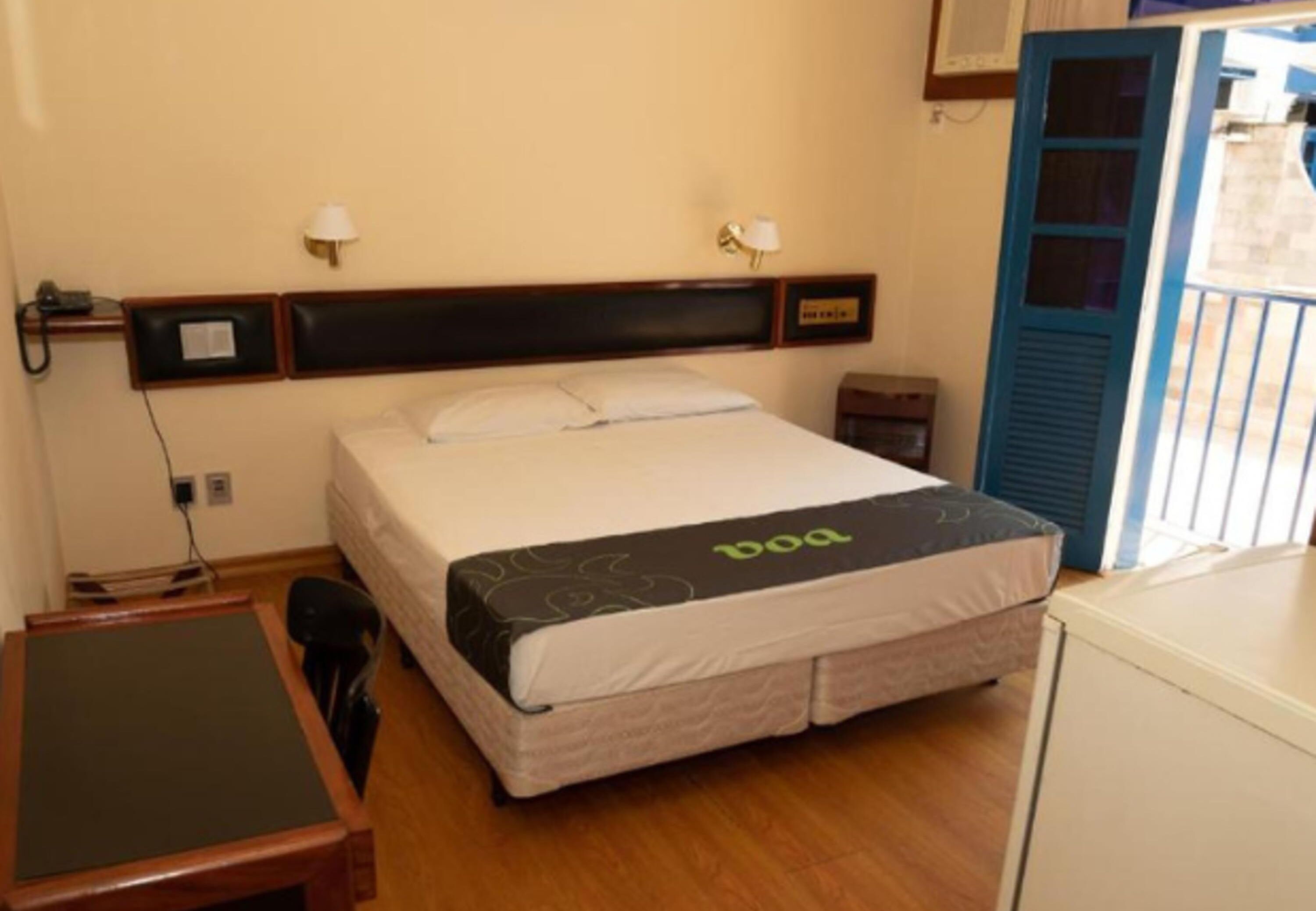 Minibar, desk, laptop workspace, blackout curtains