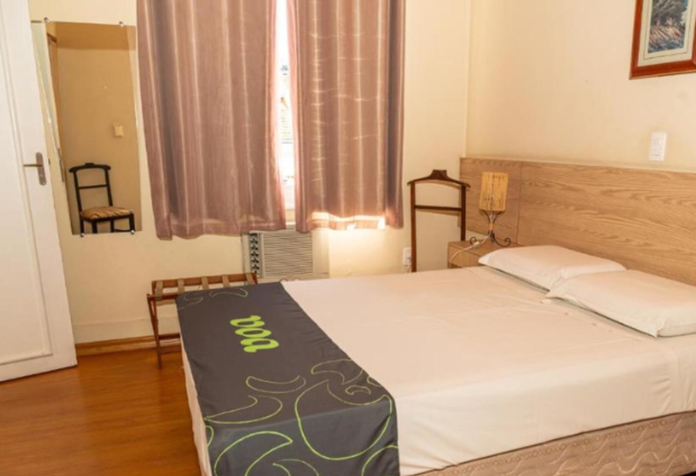 Minibar, desk, laptop workspace, blackout curtains