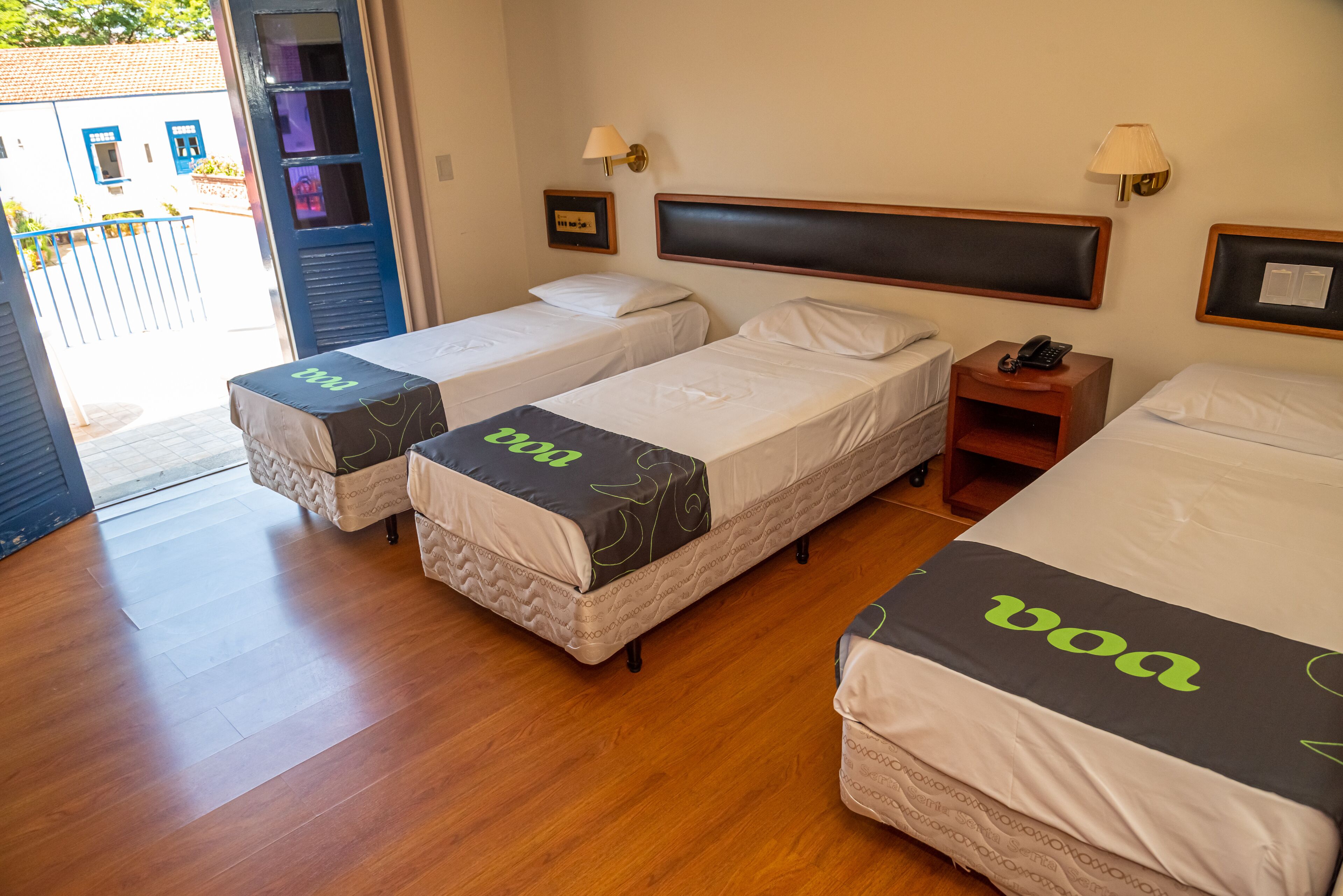 deluxe triple room | 1 bedroom, minibar, desk, laptop workspace