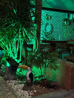 فطور كامل مجانًا يوميًا