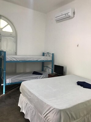Free WiFi, bed sheets