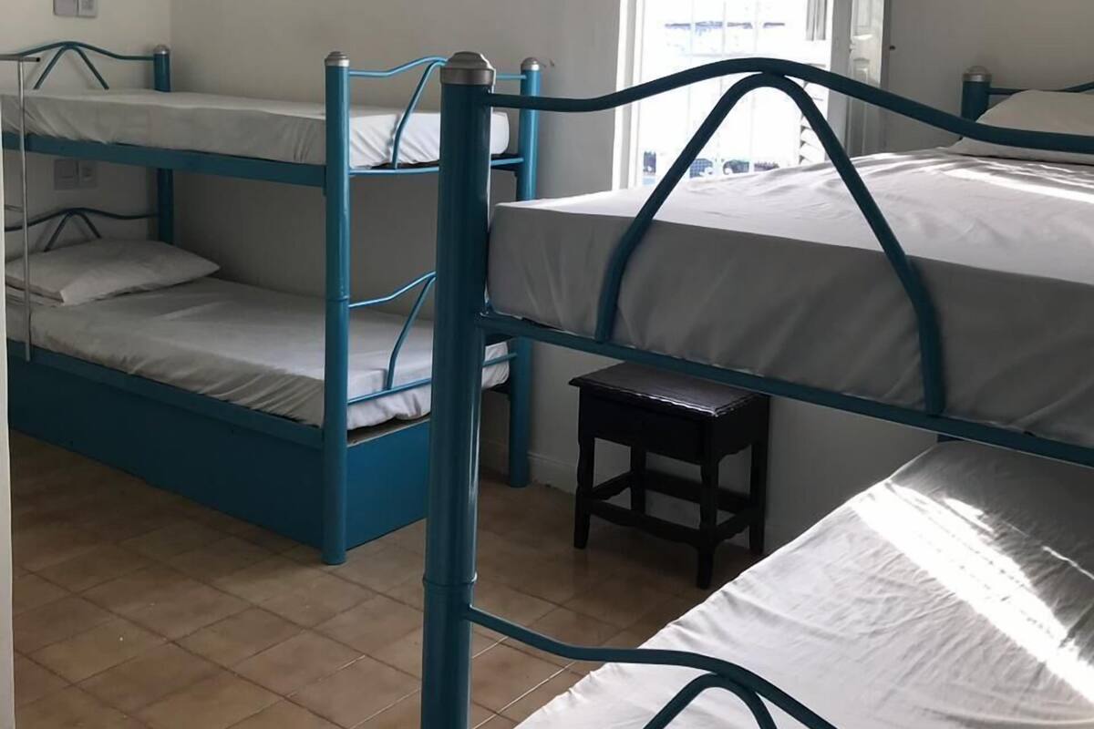 Free WiFi, bed sheets