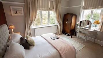 Double Room (Nightingale) | Free WiFi