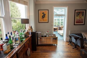 Lounge - Treherne House & The Malvern Retreat (Malvern)