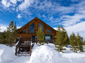 Unclassified image, 3 of 51, button - Miles Behind Log Cabin by Stay Winter Park (Fraser)