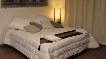 1 chambre, fer et planche Ă repasser, Wi-Fi, draps fournis