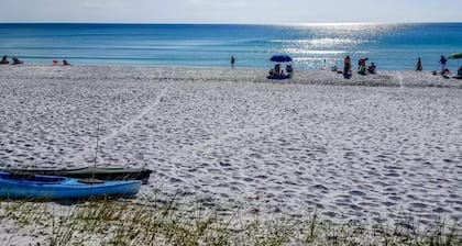 3 bed/2 bath / Seacrest / private pool - Sleeps 11 - 5 min walk to the Beach