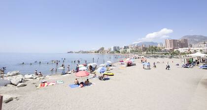 Gorgeous villa with outstanding sea Views. Fab location near from amenities!!