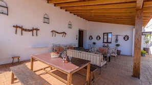 Outdoor dining - El Molino de María Archidona by Ruralidays (Málaga)