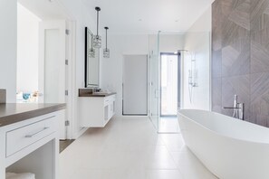 Vintage Glam | Bathroom | Shower, rainfall showerhead, hair dryer, bathrobes - The New Inn (Temecula)