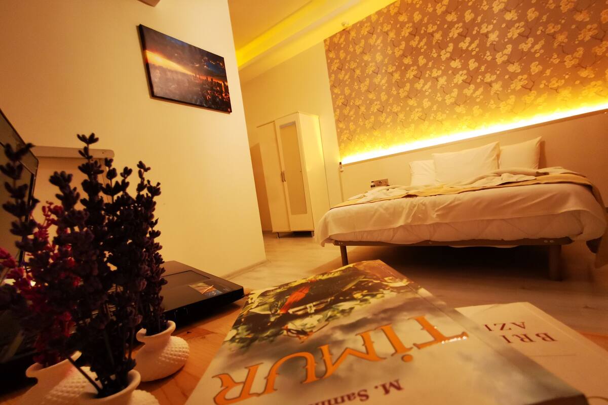 Premium bedding, blackout drapes, soundproofing
